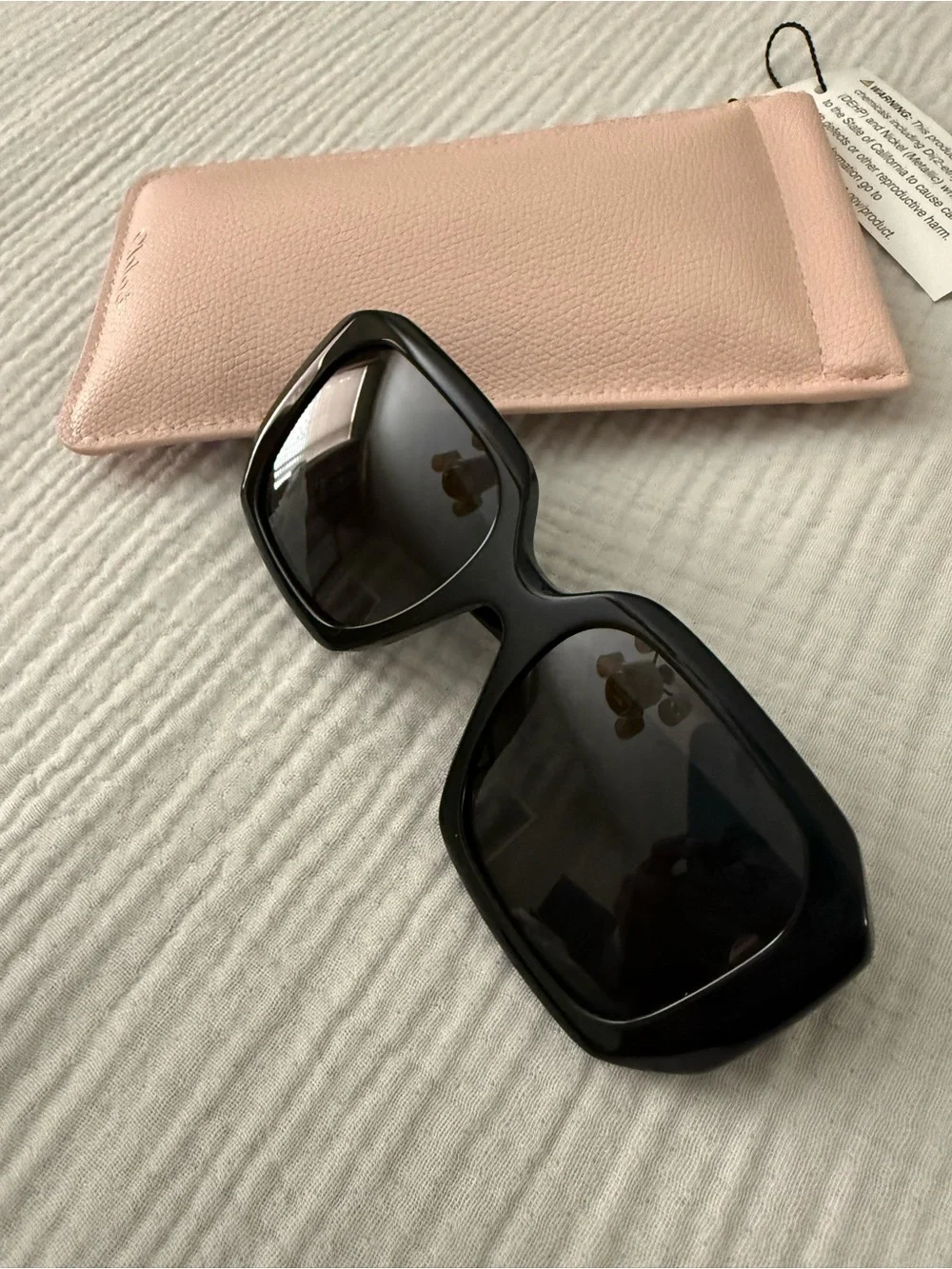 Chloé 54mm Square Sunglasses BLACK NWOT w case and cleaning cloth
